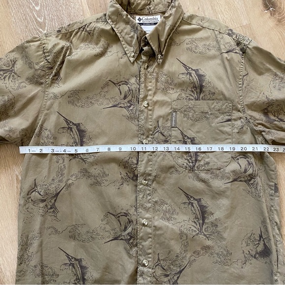 Columbia swordfish buttoned up shirt - Picture 3 of 6